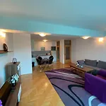 Apartment Deluxe Otoka