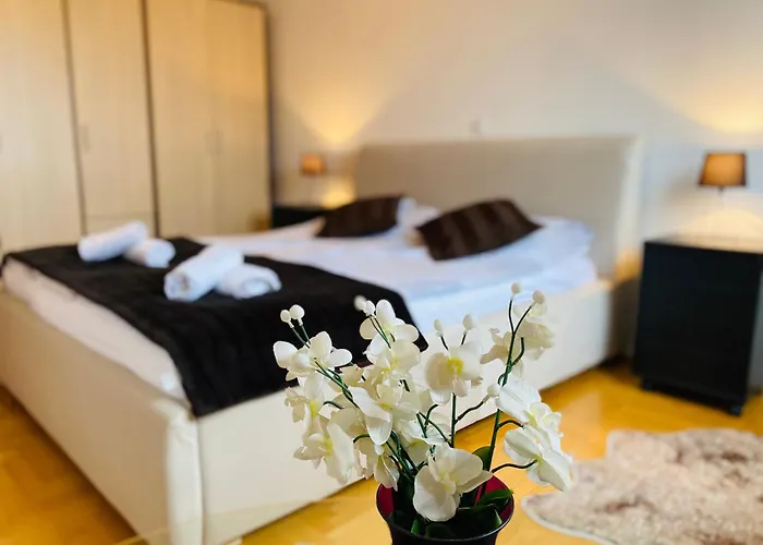 Apartment Deluxe Otoka